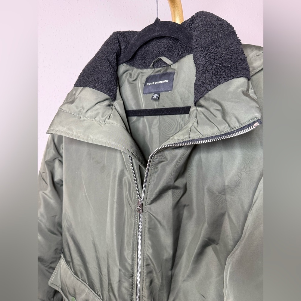 Club Monaco Hooded‎ Down Puffer Jacket - Picture 2 of 5
